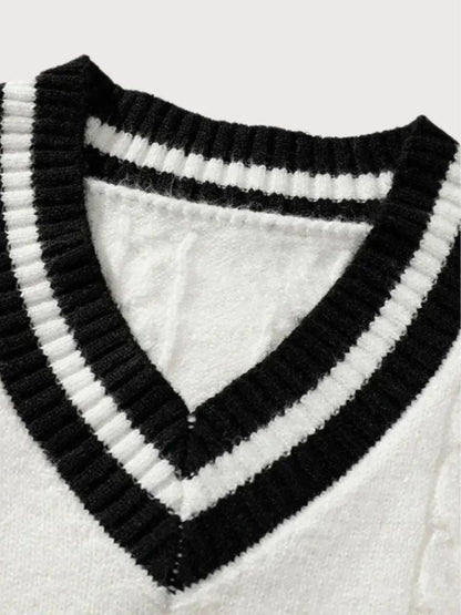 Minimalist V-Neck Sweater - Caay Shop