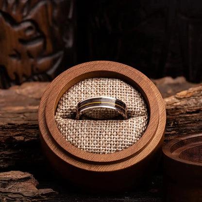 HIBIKA — Gray Oak & String Ring